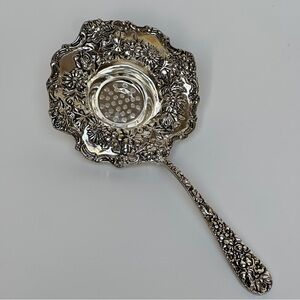 Godinger Silver plated floral over cup tea strainer
